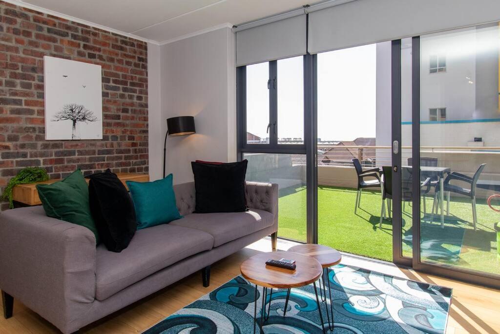 Special Feeling Urban Artisan Woodstock Apartment Cape Town