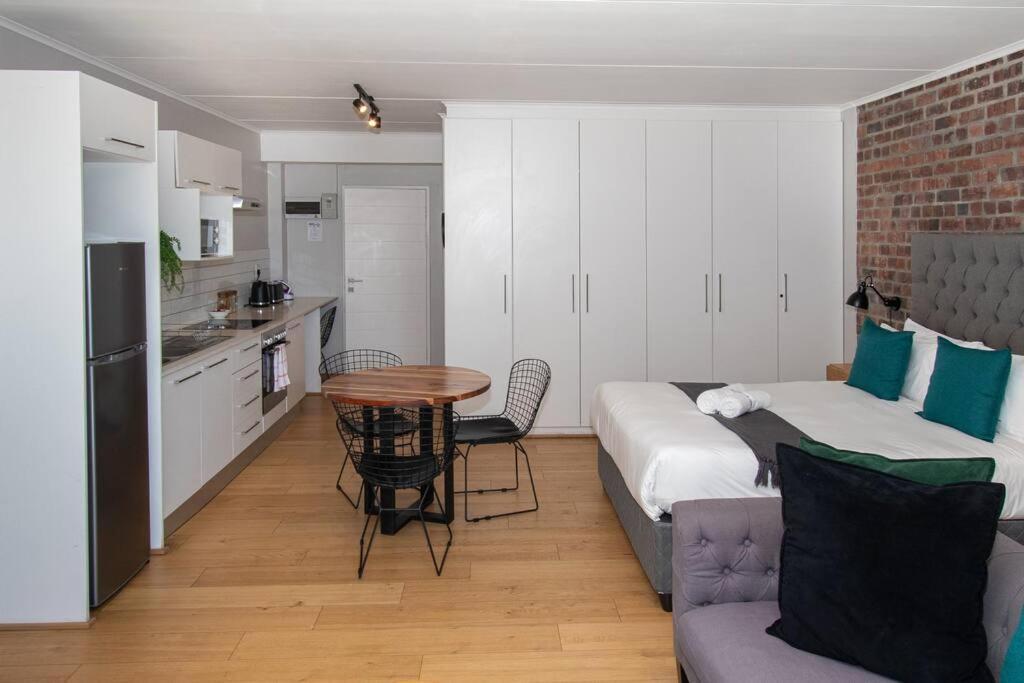 Apartment Special Feeling Urban Artisan Woodstock *
